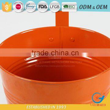 Garden Galvanized and Iron Powder Coating Orange Patio Planters Metal Hanging Pots for Plants