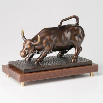 Metal cow statue crafts decoration brass animal statue casting small miniature ornament cow statue brass cow statue