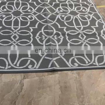 Outdoor Plastic Jacquard Beach Mat