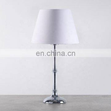New Design Home Metal Table Light and Chic Desk Lamp for Indoor Room photo-3