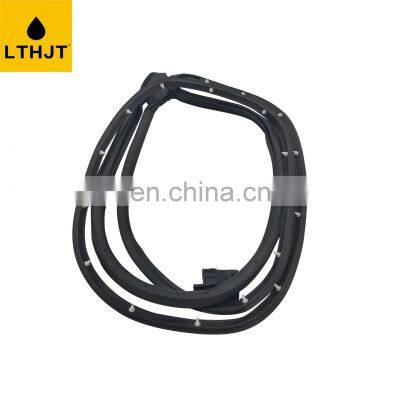 Car Accessories Auto Spare Parts Car Front Right Door Weather Strip 67861-60120 For LAND CRUISER PRADO RZJ120 2002-2004