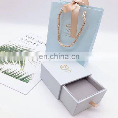 Customized Logo Peritoneal Jewelry Packaging Handbag Jewelry Box Set