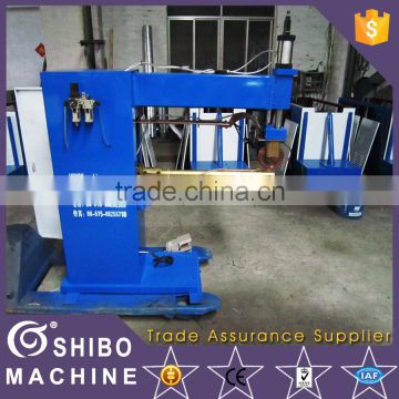 Seam welding machine