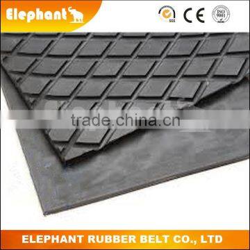 7mm Thick Diamond Pattern Conveyor Belt