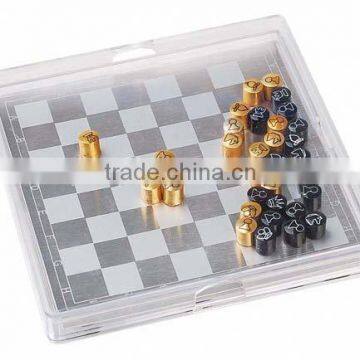 mini travel plastic casing with metal painting internaional chessboard