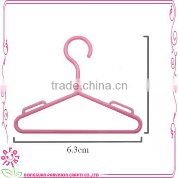 Doll clothes hanger wholesale 12 inch doll hanger plastic