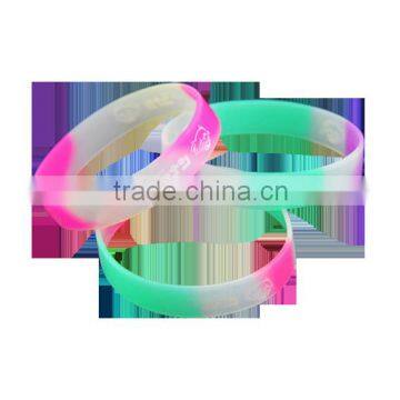 2016 Custom Logo Printed Glow in the Dark Silicone Wristbands photo-5