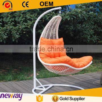 Outdoor hanging chair hot sale garden swings for sale white wicker swing chair