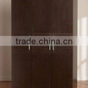 Bedroom wall wardrobe with three doors