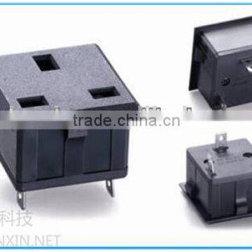 wholesale IEC power plug socket 13A UK 3 pin electrical outlet box