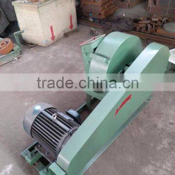 Hot Sale Factory Price Wood Shaving Machine/Sawdust Making Machine photo-4
