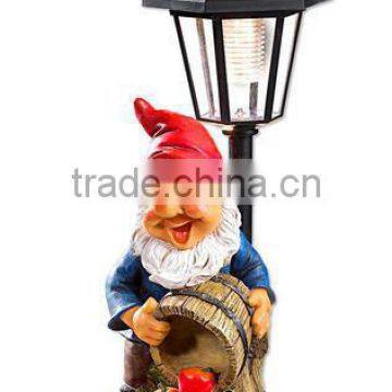 handcrafts resin gnome solar light ornaments