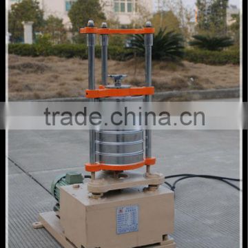 Automatic vibrating sieve in laboratory coal analysis equipment