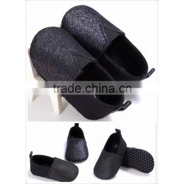 Wholesaler Shoes Stock for New Born Baby Sequines Yellow Pink Easy Wear Child Shoe photo-4