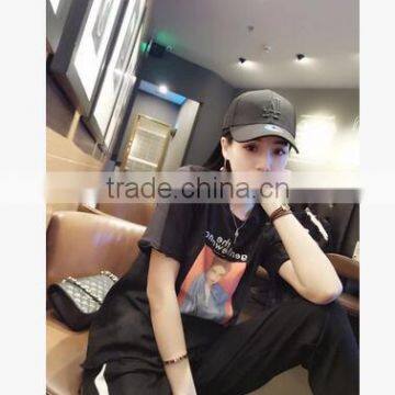 In the Summer of 2017 With Ladies Letters Printing Short Sleeve T-shirt Female Loose Thin Joker photo-2