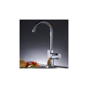 Single lever kitchen sink mixer tap