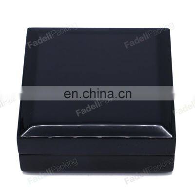 New Arrival Hot Selling Wooden Jewelry Box Custom Logo Pendant Earring Box Luxury Jewelry Box photo-5