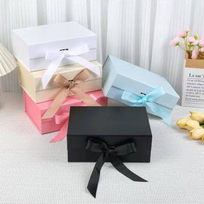 Foldable cardboard Gift Box
