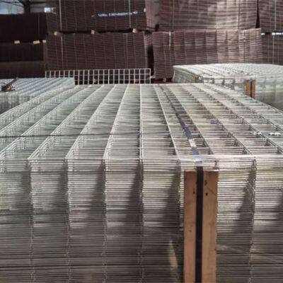 China Factory 2D Bending Curved Garden Farm Welded Wire Mesh Panel Fence photo-2