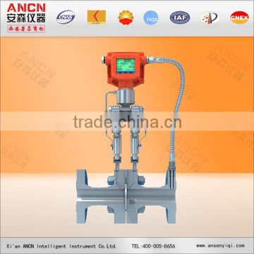 Eccentric orifice flow meter to reduce differential pressure loss