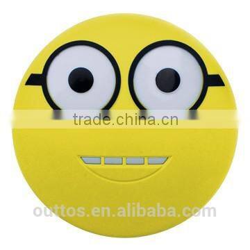 Smiling face 5600mAh ABS material matte finished Portable small size USB charger best promotion