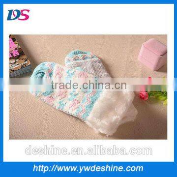 wholesale cute fashion girls knit mittens ST144