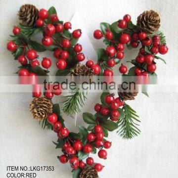 New High Quality Popular Christmas Heart Shape Atificial Candle rings with Red Berry &Pine for Christmas house Decoration