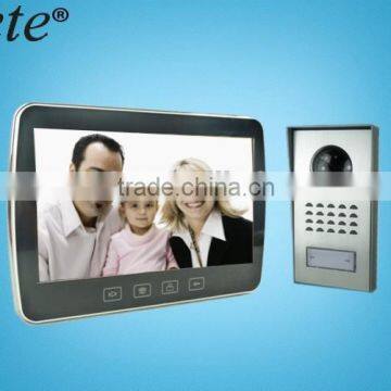 Digital long range wireless video intercom with door release