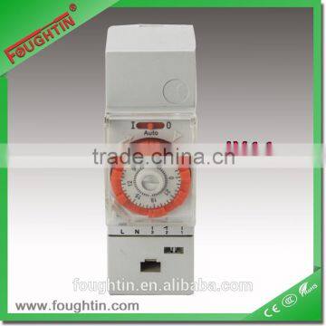 Daily programmable mechanical Timer relay