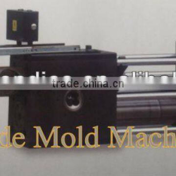 plastic extrusion continual screen changer with double pillar type four working station