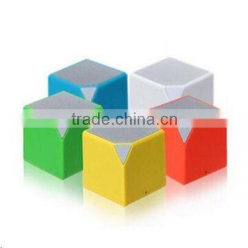 New Model Mini Cartoon Magic Cube Speaker Bluetooth