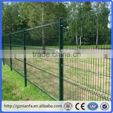 Square Hole Shape and farm,Railway,backyard,Fence Mesh Application galvanized metal fence panel(Guangzhou Factory)