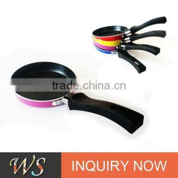 Non-stick mini round pan