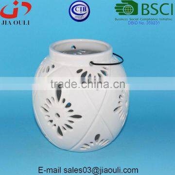 BSCI Audit Factory white Tea Light Lantern with Metal Handle, ceramic round lantern