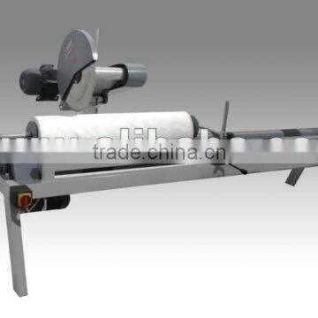 Roll Fabric Cutting Machine