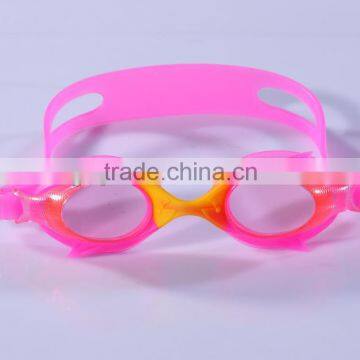 the kids swimming goggles packaged in a clear PVC zip bag with low profit prices good for promotional