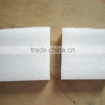 Soft and good elastic expanding LDPE foam