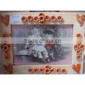 Fashion design natural color wood material photo frame