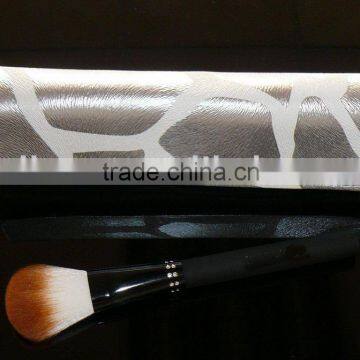 Makeup brush washable