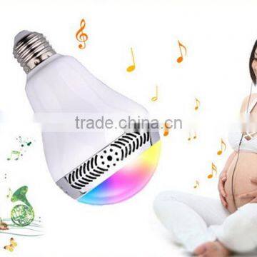 Bluetooth Smart RGBW LED Light Bulb Speaker