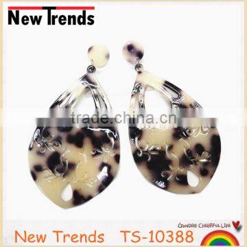 2016 stylish tortoise shell leaf earrings design