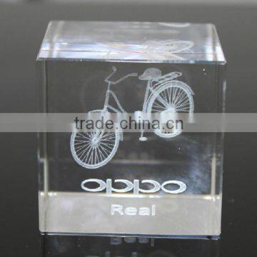 2016 Best popular products 3d engraved bicycle crystal cube