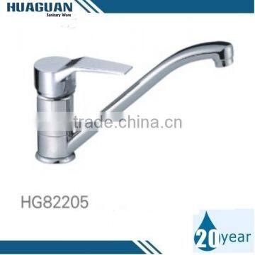 Low Price New Designed Curved Artistic Kitchen Faucet