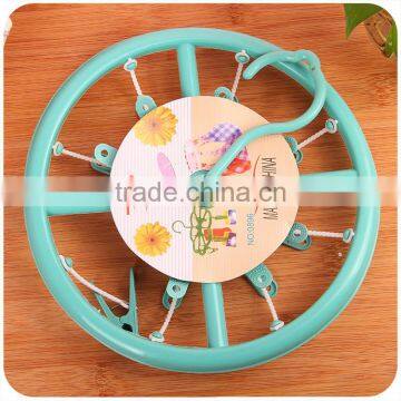 C186 Drying Clothes Plastic Hanger With Clips Round Shape photo-2
