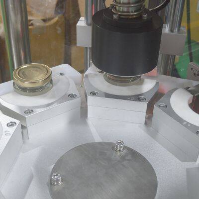 Factory Direct Supply Automatic Double Head Chuck Type Jam Jars/drink Vacuum Capping Machine photo-2