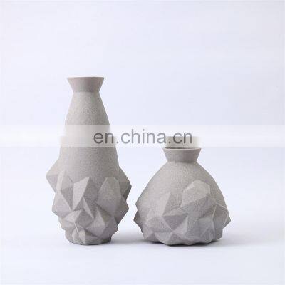 Modern Gradient Unique Diamond Shape Artificial Decoration Ceramic Flower Vase photo-4