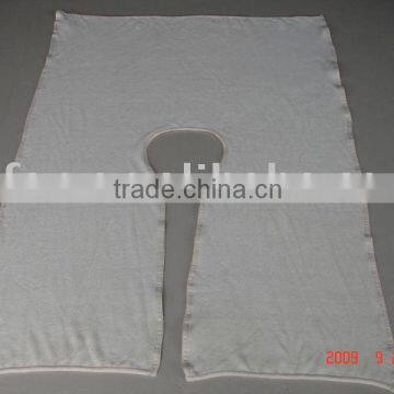 100%polyester knit solid shoulder throw