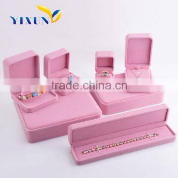 Wholesale luxury paper and velvet jewelry box custom logo