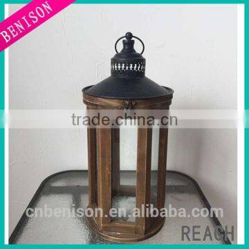 LED Outdoor Wood Lantern Wedding Favor