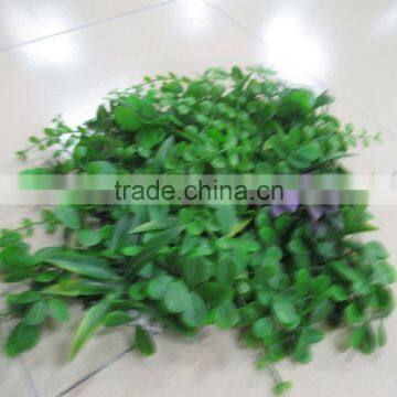 Garden New Decoration Green Plastic Artificial Grass Mat for Boxwood Fence Panels photo-3